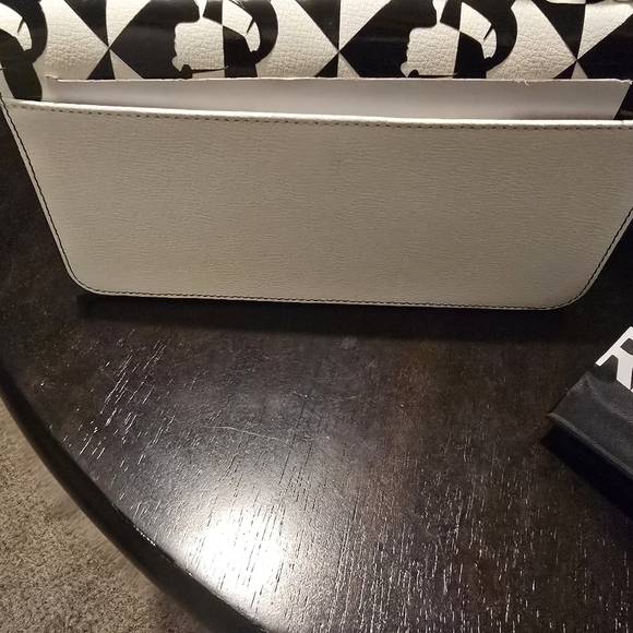 Karl lagerfeld black and white - Picture 8 of 8